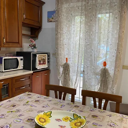 Oleander House Ponza