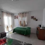 Oleander House * Ponza