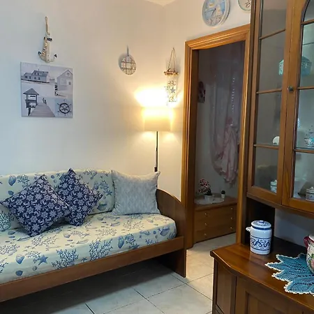 Oleander House Apartment