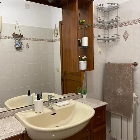 Oleander House Apartment