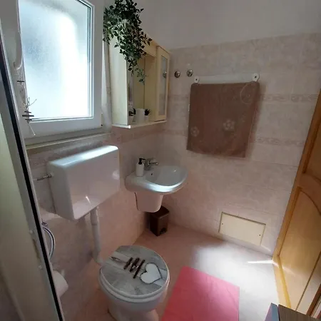 Oleander House Apartment Ponza