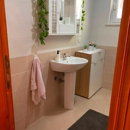 Oleander House Ponza